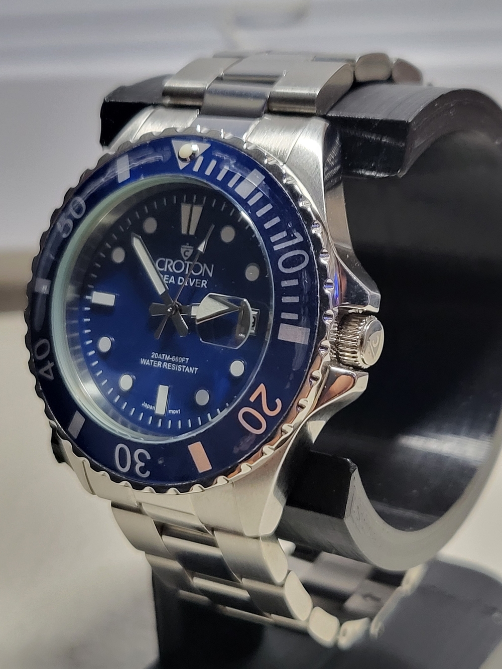 Croton Mens Blue Sea Diver Stainless Steel Watch Plastic Still On Bezel New Batt